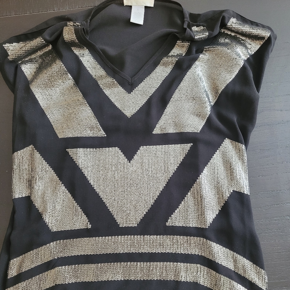 Size L sequin blouse